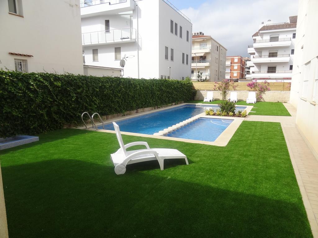 Apartamentos Las Brisas ลาเอสตาร์ติต ภายนอก รูปภาพ