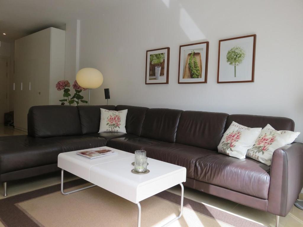 Apartamentos Las Brisas ลาเอสตาร์ติต ภายนอก รูปภาพ