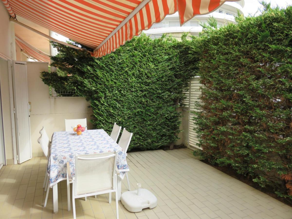 Apartamentos Las Brisas ลาเอสตาร์ติต ภายนอก รูปภาพ