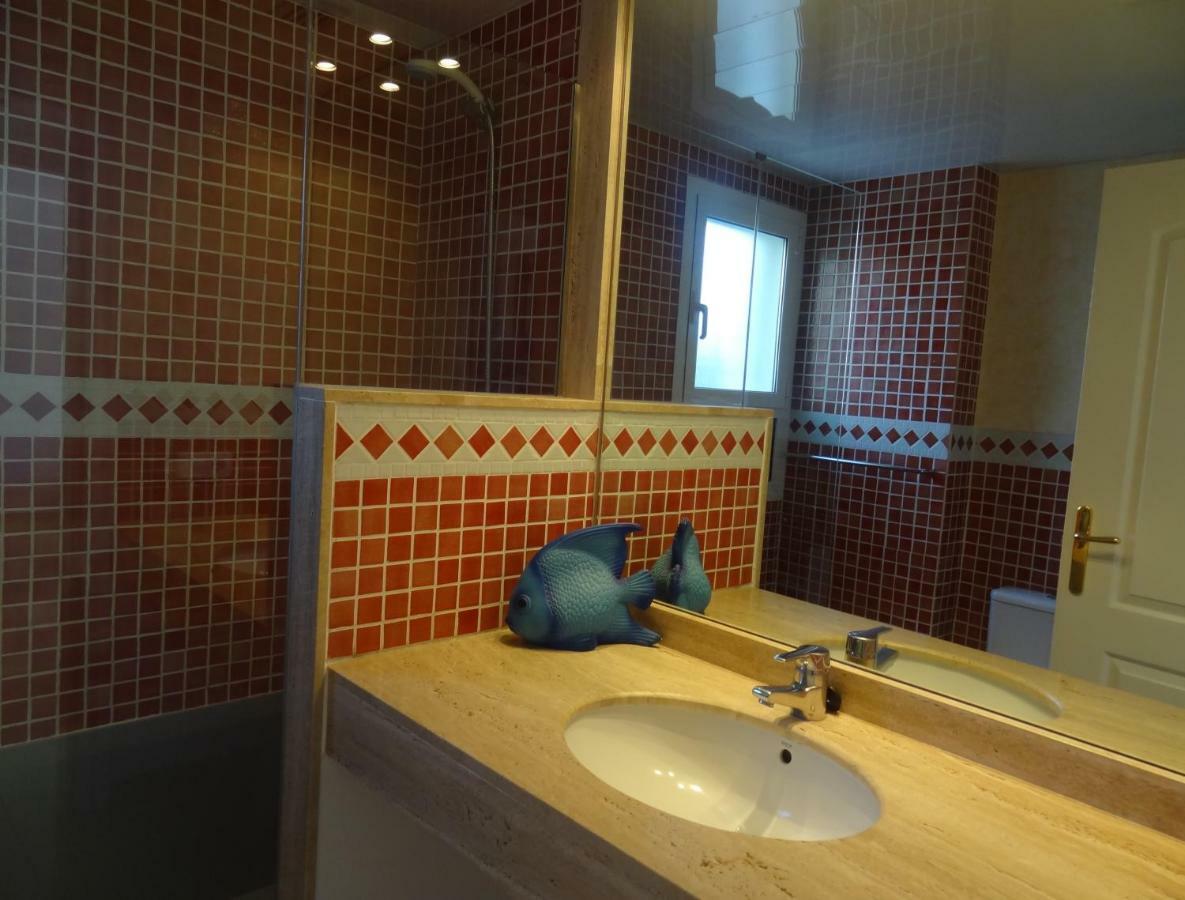 Apartamentos Las Brisas ลาเอสตาร์ติต ภายนอก รูปภาพ