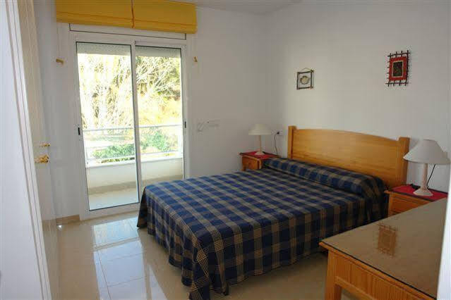 Apartamentos Las Brisas ลาเอสตาร์ติต ภายนอก รูปภาพ